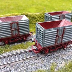 Model Railway  Irish Beet Wagons