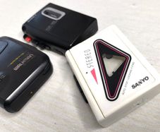 Faulty Vintage Walkman Cassette Player/Corder Bundle
