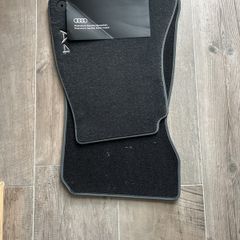Audi a4 S-line car mat set