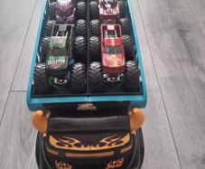 Monster Trucks Transporter and 6 Monster trucks