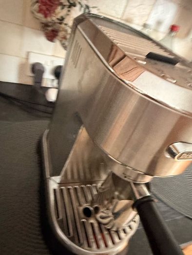 Delonghi  Dedica Maestro Plus