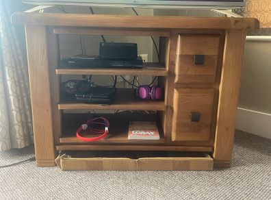 Oak Tv Unit