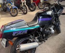 92 fzr 600 breaking or ideal doner/ project