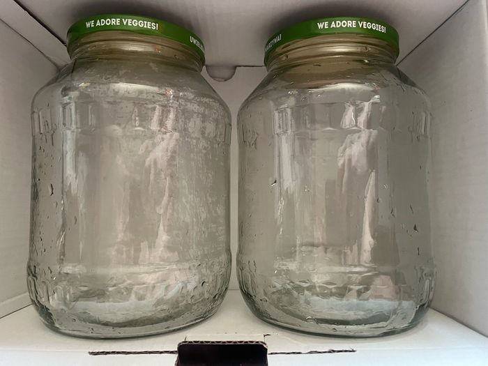 Glass jars 2.5 litres