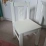 Children's table and chair Image 2