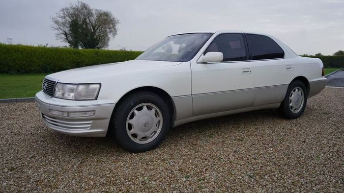 Toyota celsior