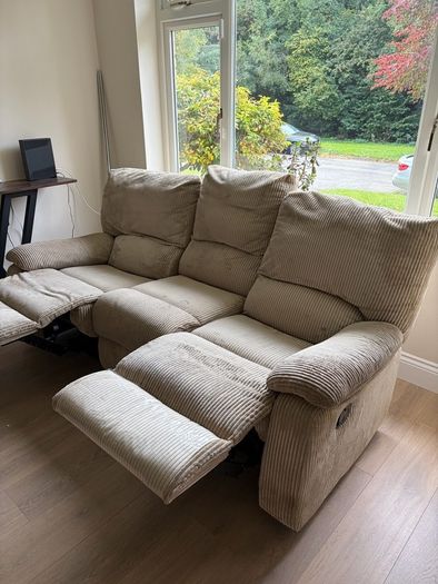FREE 3 seater recliner sofa