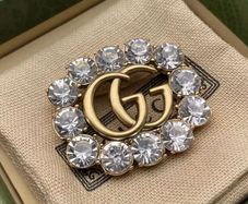 brooch