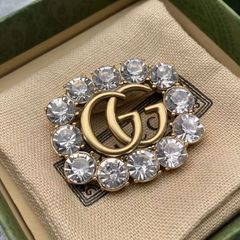 brooch