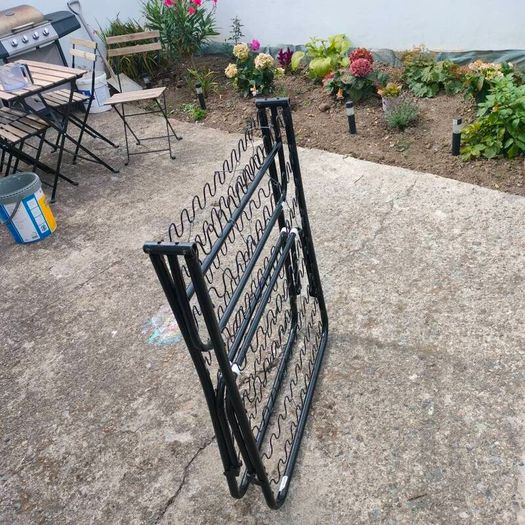 folding bed