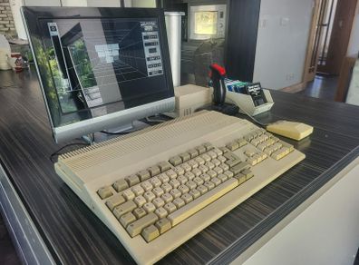 Retro Commodore Amiga A500 + A600 Collection / Fully Working With Games & Accessories