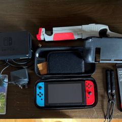 Nintendo Switch + Zelda BOTW ideal condition full pack + cases + protection glass
