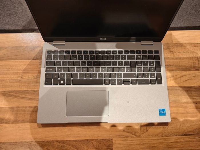 Dell Latitude 5530 | i5 (12th gen) | 16GB | 15.6" FHD | 256GB | Win11