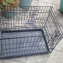 Dog crate