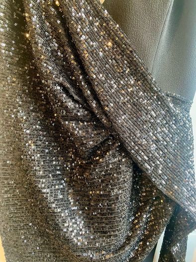 Rebecca Vallance stunning dress