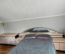 Bedroom set