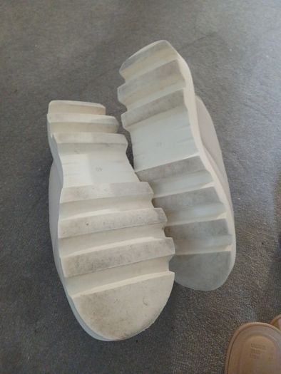 sandles