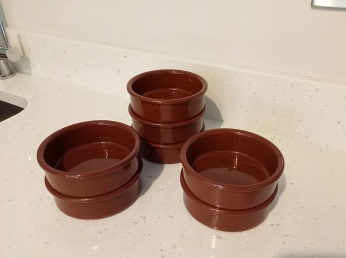 7 Ramekins (11cm x 3.5cm)