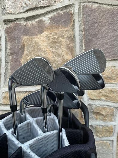 Callaway Elyte 4-AW (8 irons set)
