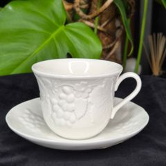 Wedgwood Strawberry & Vine Fine Bone China Teacup & Saucer Set of 6 Made in England