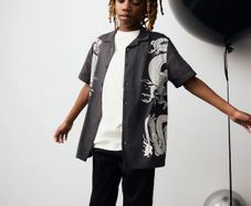 Brand New with tags Black Dragon Short Sleeve Printed Shirt age 4 to 5