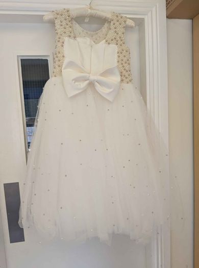 Flower girl dress