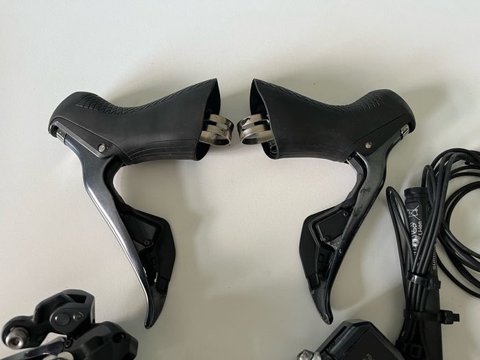 Ultegra Di2 8050