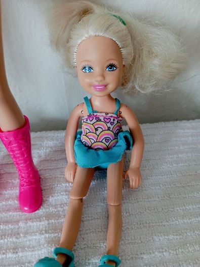 Skipper, Stacey, Chelsea dolls b