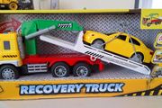 Recovery Truck with Functioning Crane