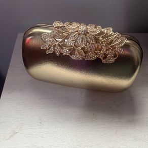 gold clutch
