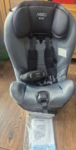 Axkid rear facing car seat