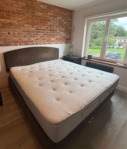 Super King size bed with mattress