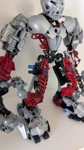 Bionicle Axonn