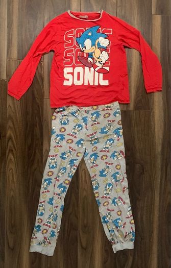 Sonic The Hedgehog Pyjamas, Underwear & M&S Swim Top: 11-12yrs