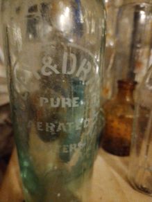 Antique Bewleys and Drapers Pure Aerated Waters Bottle