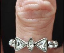 Designer Crystal Bow Ring 7cm ( Swarvki)