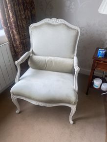 bedroom chair