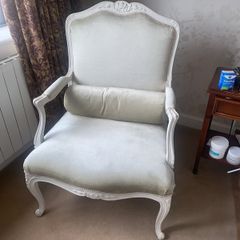 bedroom chair