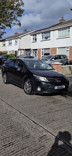 Toyota Avensis 2012 price reduction