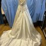 New wedding dress for sale Image 3