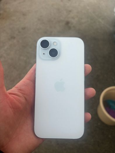 iPhone 15 white uncooked 128GB mint condition