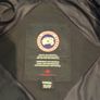 Canada goose jacket xs Image 2