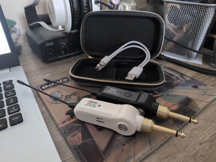 Aroma Wireless Guitar System