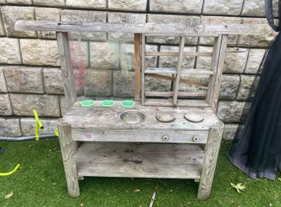 Mud kitchen