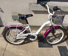 Kids Katie bike size 18 inch wheels