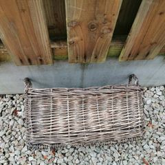 Wicker window basket