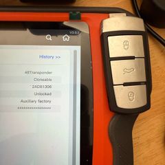 VW Passat key