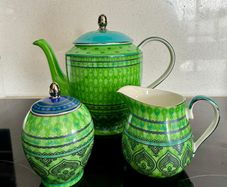 Rare T2 Fine Bone China Set Never Used