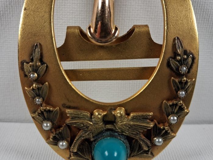 Antique gold tone belt buckle