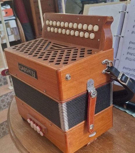 Button Box - Melodeon C#D